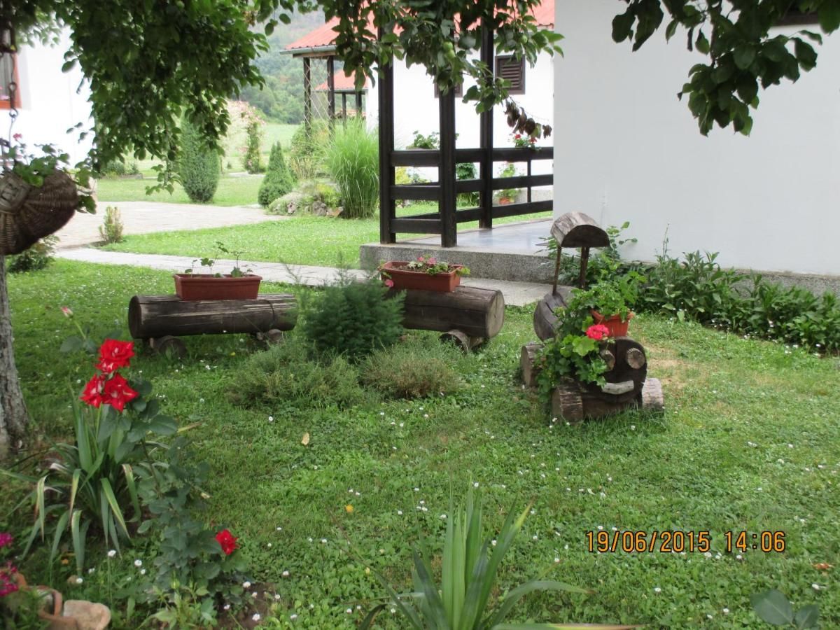 Комплексы для отдыха с коттеджами/бунгало Lucky Bungalows Елена-32