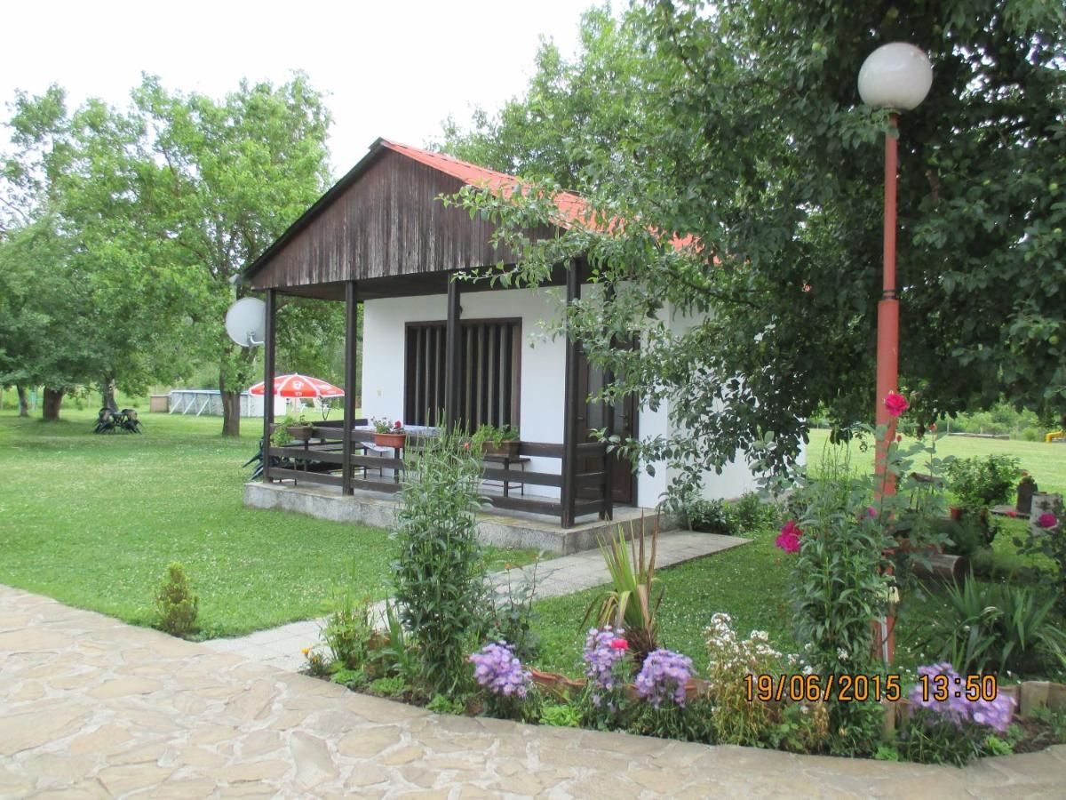 Комплексы для отдыха с коттеджами/бунгало Lucky Bungalows Елена-46