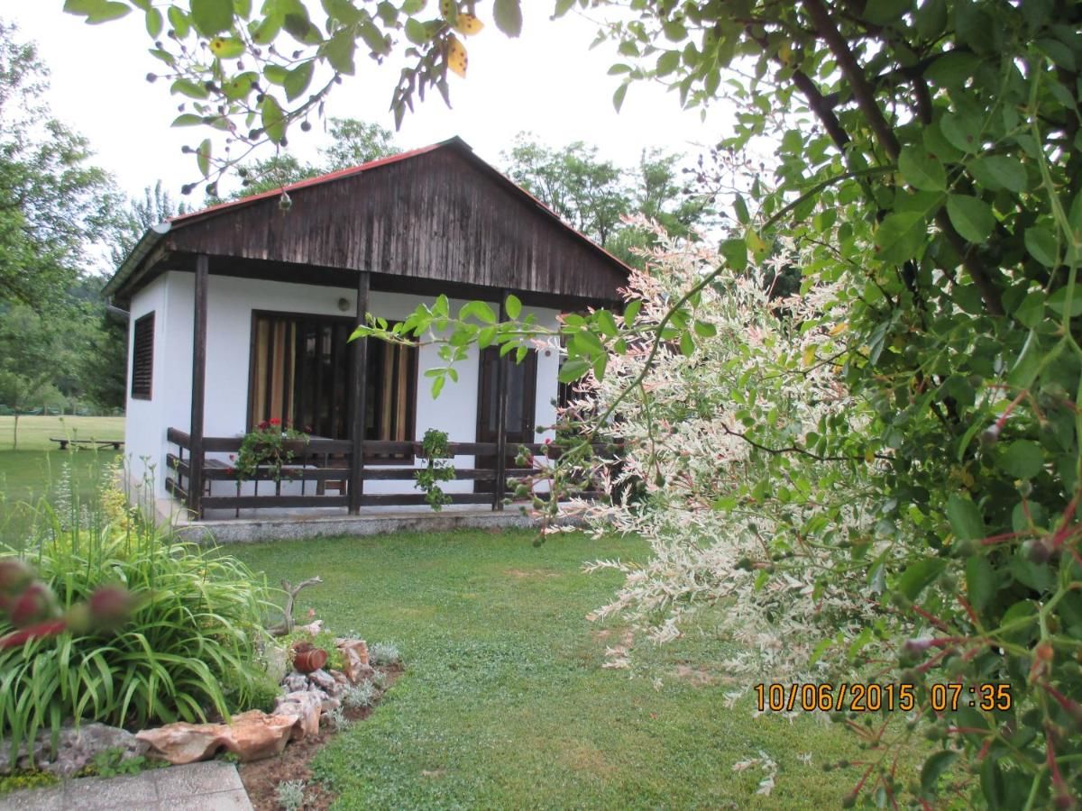 Комплексы для отдыха с коттеджами/бунгало Lucky Bungalows Елена-10
